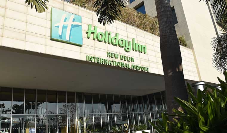 Holiday Inn - Image 3