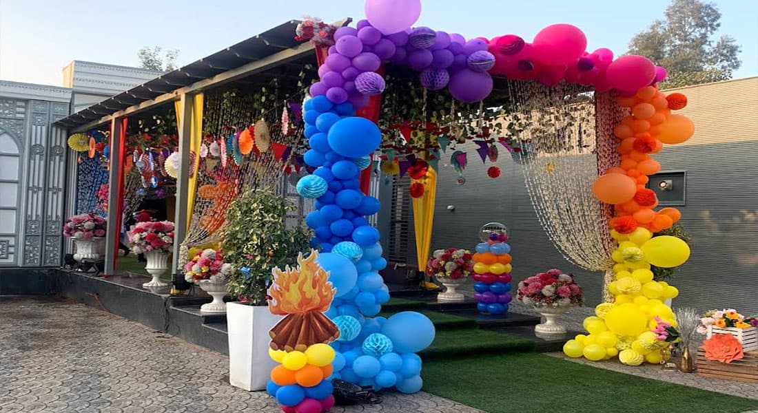 Royal Arches - Image 1