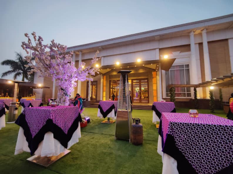 City Park Green Resort - Image 1