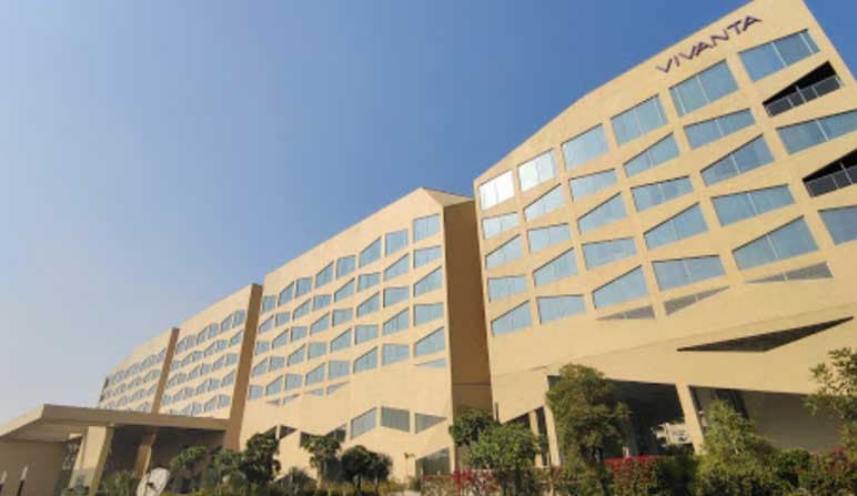 Vivanta by Taj - Image 2