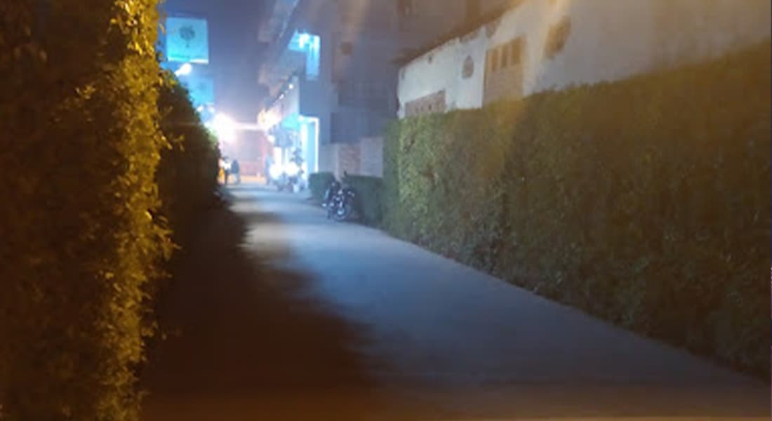 venue-img