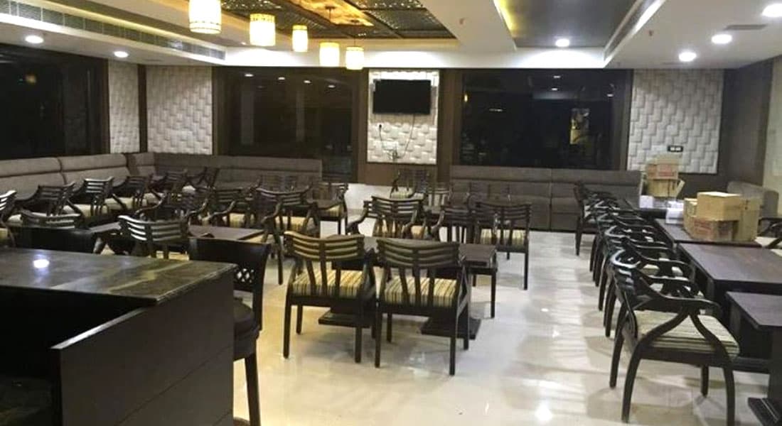 Naraina Vihar Club - Image 1