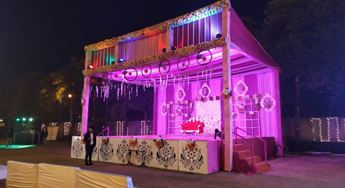 venue-img