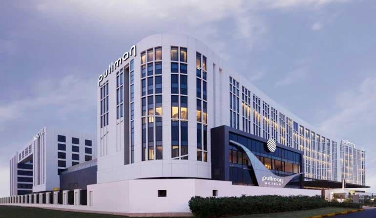 Hotel Pullman - Image 1