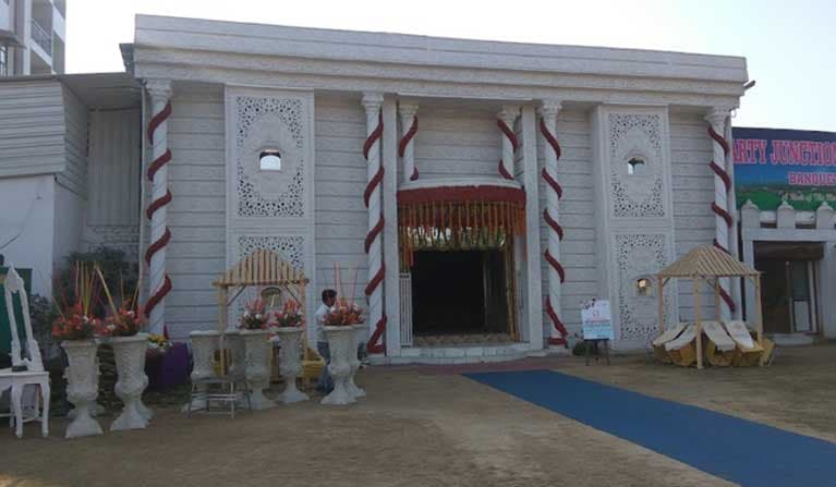 Party Junction - Image 1