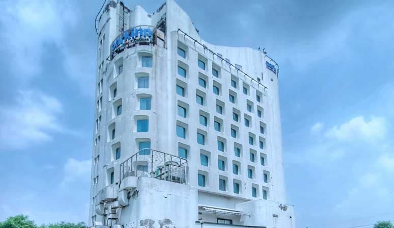 Park Inn by Radisson - Image 1