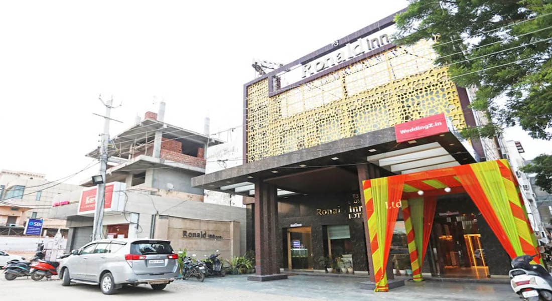 Hotel Ronald Inn - Image 1