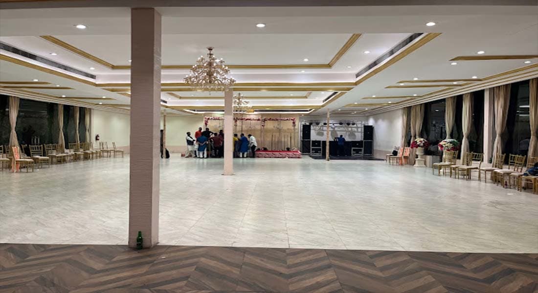 Royal Swan Banquet - Image 3