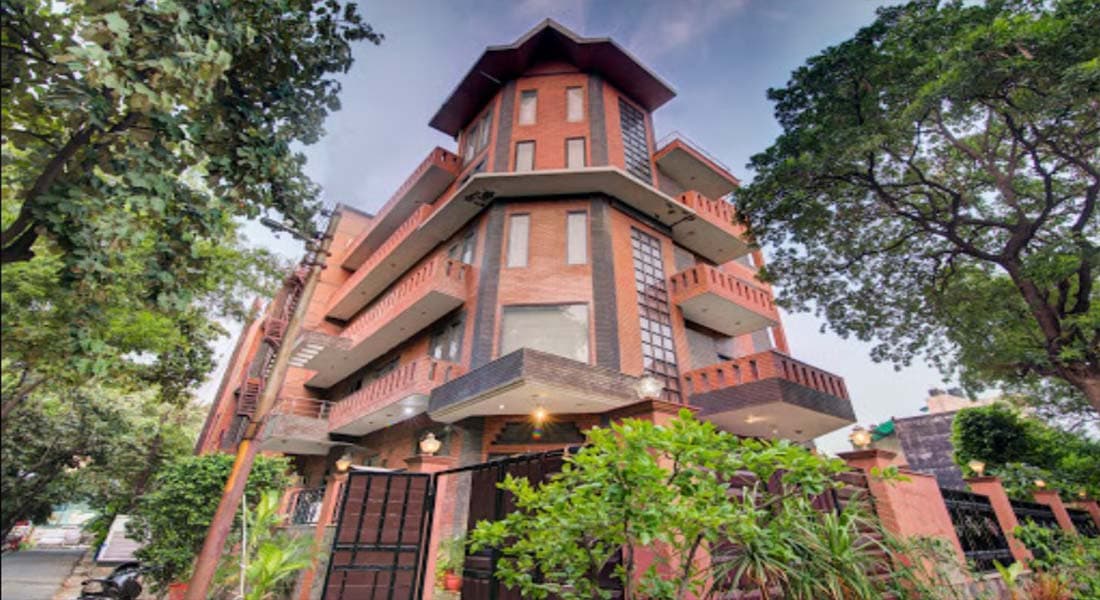 Hotel Marks Inn - Image 1