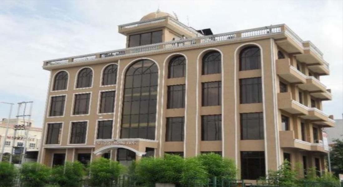 Hotel Royal Park - Image 1