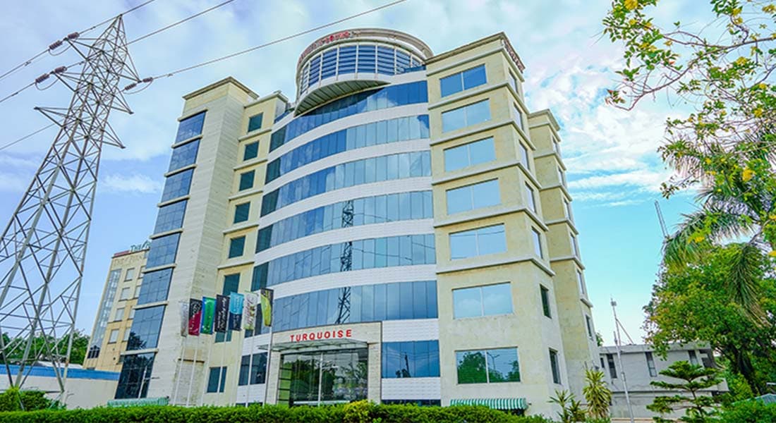 Hotel Turquoise - Image 1