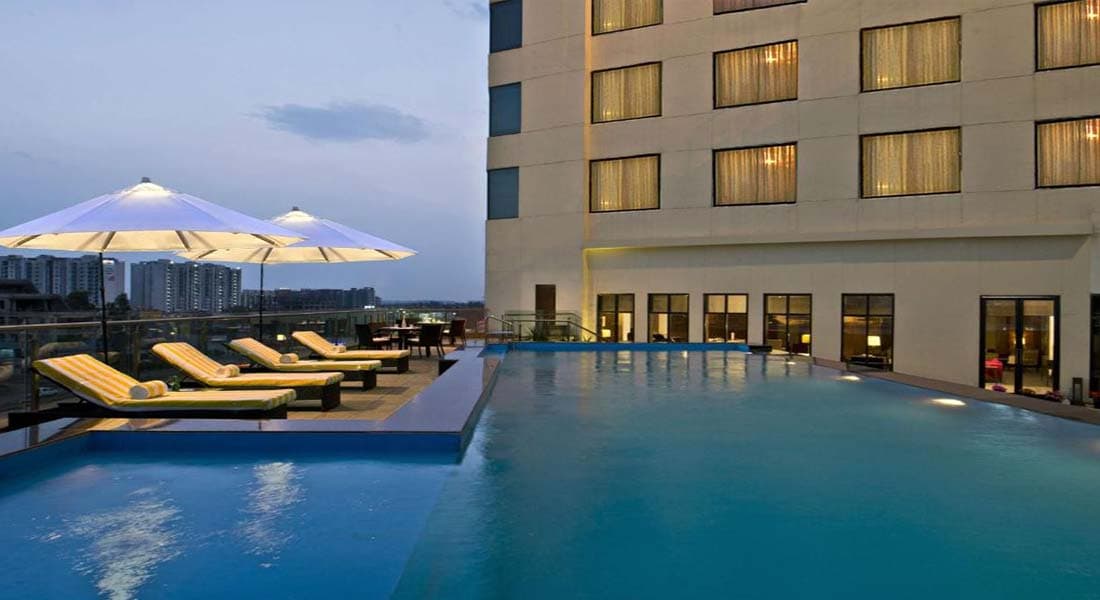 Park Plaza - Image 3