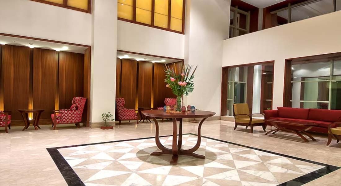 Golden Plaza Hotel & Spa - Image 2